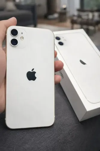 iPhone 11 64GB - 74% Funcional | Face ID OK | Desbloqueado