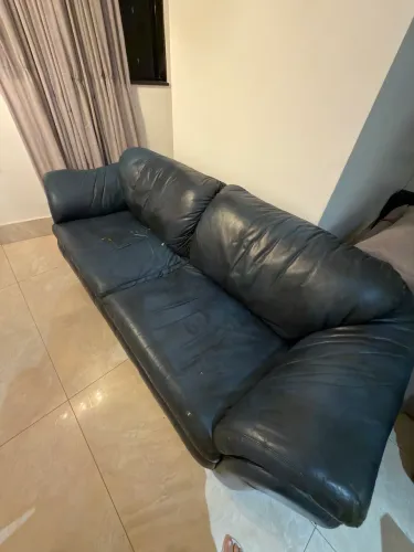 Sofá couro 