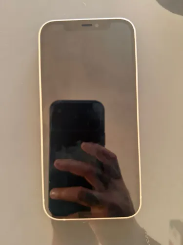 iPhone 12 branco