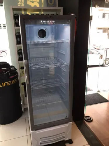 Refrigerador Expositor Vertical para Bebidas Venax Vv 200 209 Litros Branco (Usado)