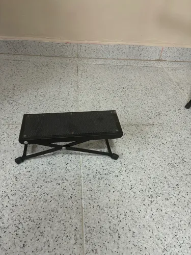 Apoio de pé para violonista
