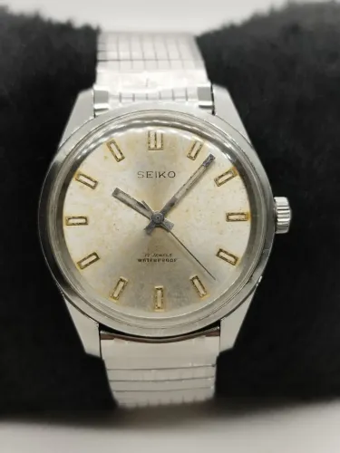 Seiko 66-7100-P (corda manual)