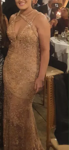 Vestido Agilita todo bordado rosê