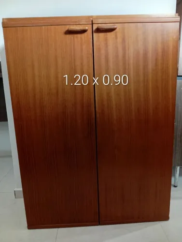Armário paneleiro antigo
