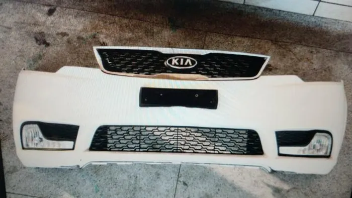 Parachoque dianteiro Kia cerato 11 completo