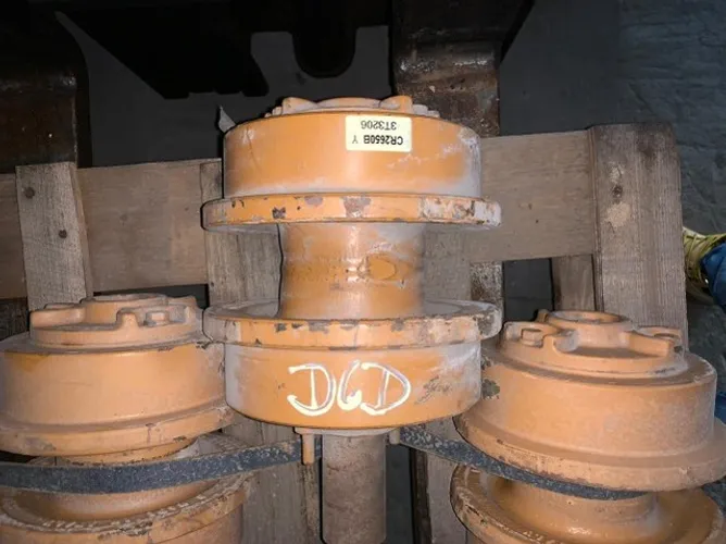 Rolete Superior Trator de Esteira  Caterpillar D6 N/M