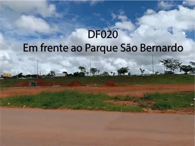 Lote 720 m2 frente a DF 020 em Valparaíso de Goiás Parque São Bernardo