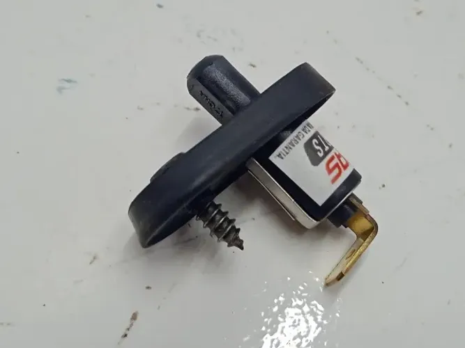 11446 Interruptor Lâmpada Cortesia Porta Ford Fiesta Rocam 03 A 14