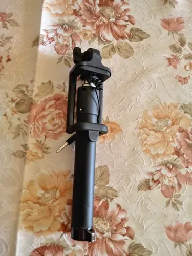 Bastão Selfie p/ smartfone celular, bom estado, original. E outros.