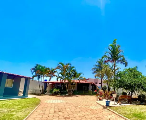 ARNIQUEIRA Casa na Arniqueira REGULARIZADA condomínio fechado ótima localização lote 800m