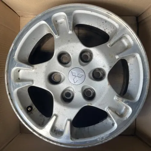 Roda aro 16 original Mitsubishi Pajero Full avulso unidade 