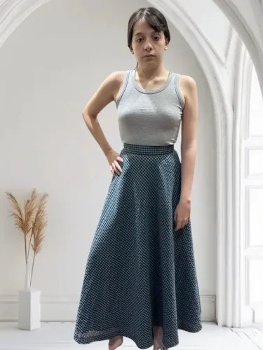 SAIA CLÁSSICA ESTILO ANOS 50 