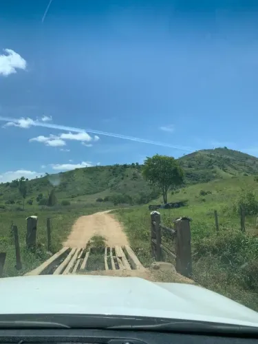Vendo Fazenda com 40 Alqueires em Caatiba na Bacia Leiteira da Bahia