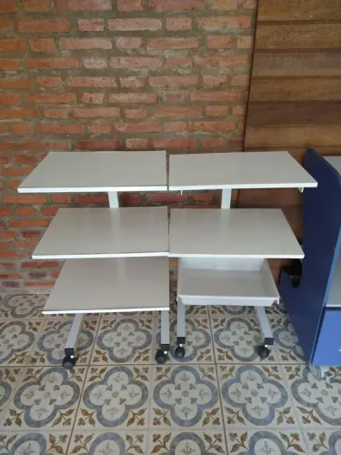Carrinho auxiliar