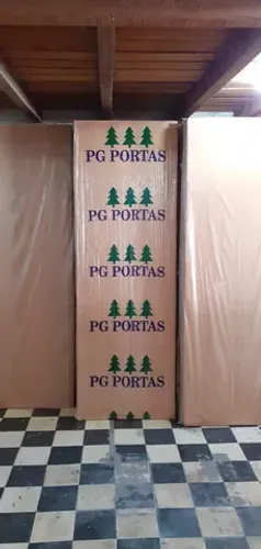 Porta lisa verniz angelim interna  
