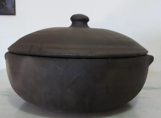 Panela grande de barro Nova