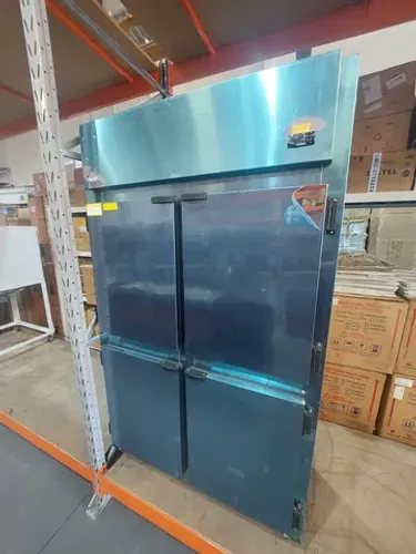 Geladeira comercial 4 portas inox 765 litros 