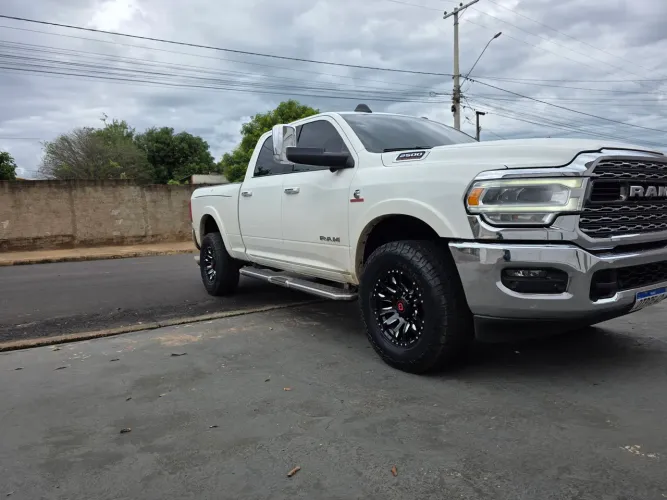 Ram 2500 Laramie 6.7 TDI CD 4X4 Diesel 2019