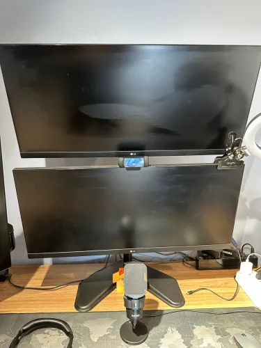 Suporte para 2 monitores