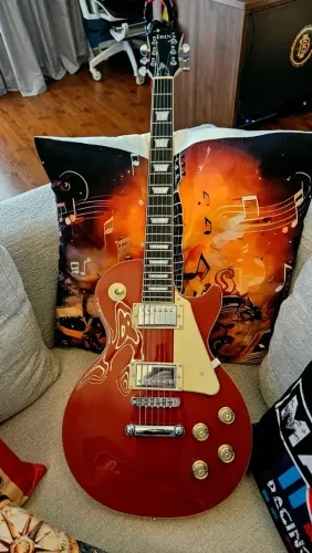 GUITARRA ELETRICA LES PAUL - - Clássica, Linda e Pronta para o Palco!