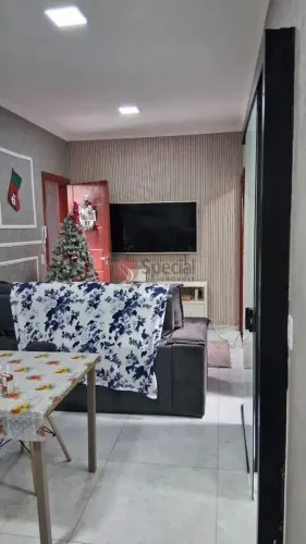 Casa em Condomínio na Vila Carrão.