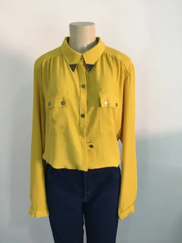 Camisa social feminina mostarda