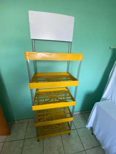 Display prateleira multiuso 