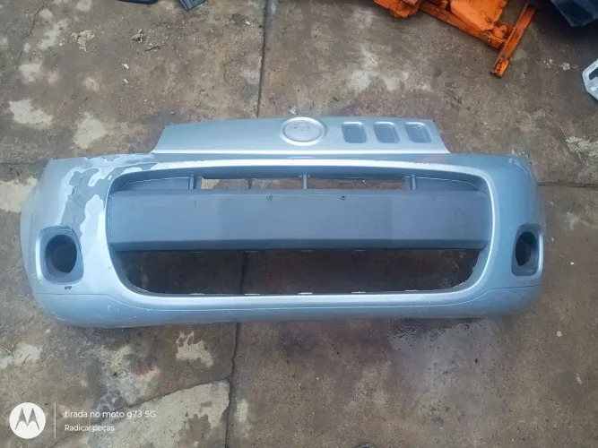 Parachoque dianteiro Fiat Uno Vivace