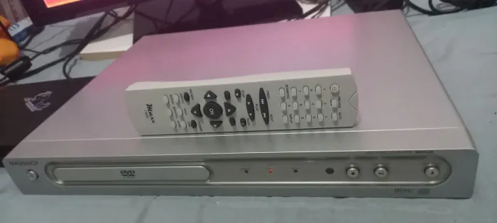 Dvd novinho completo