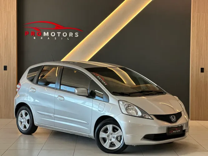 Fit 1.5 LX 2009 Automático top impecável 