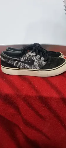 Tênis Nike Janoski Floral - Conforto e Estilo