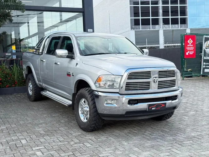 DODGE RAM 2500 LARAMIE 2012