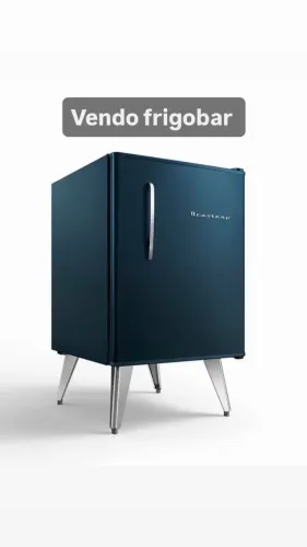 Vendo frigobar retrô em ótimo estado 