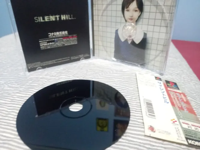 Jogo raro de PS1 Silent Hill
