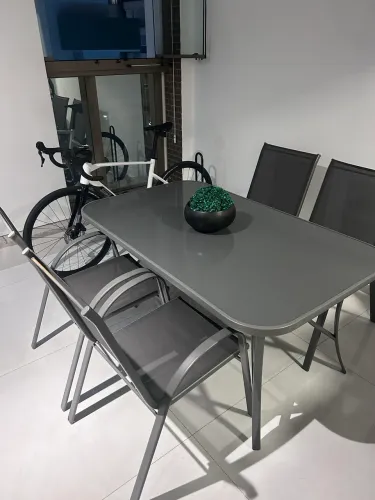 MESA E CADEIRAS DE JARDIM OU VARANDA