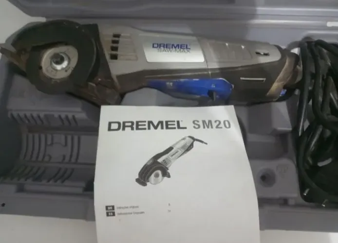Serra portátil Dremel
