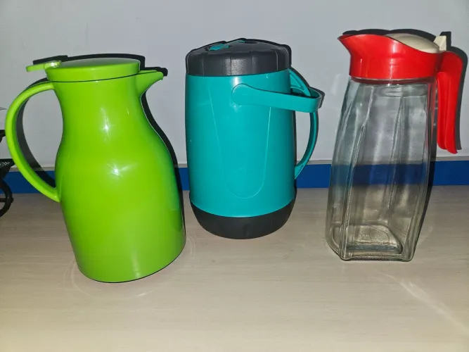 Garrafas para cozinhar usadas
