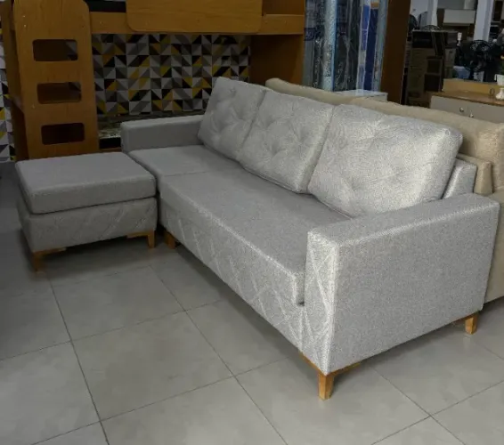 Sofá Living Serena 2,40m com Puff Linho D33 FAZEMOS ENTREGA!