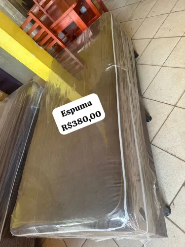 Cama solteiro mola e de espuma R$380,00