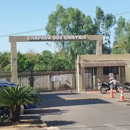 Apartamento de 2 quartos no Condomínio Chapada dos Cristais em Várzea Grande-MT