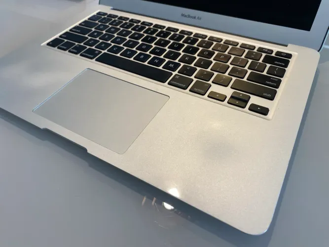 IMPERDÍVEL - Computador MacBook Air