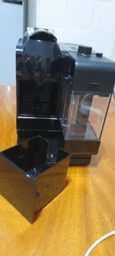 Cafeteira Nespresso Lattissima Touch