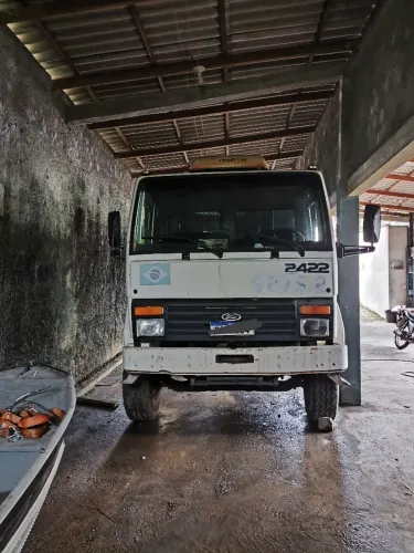 Ford cargo 2422