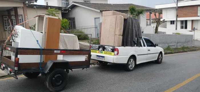 Descarte de móveis-__Fretes e mudanças 