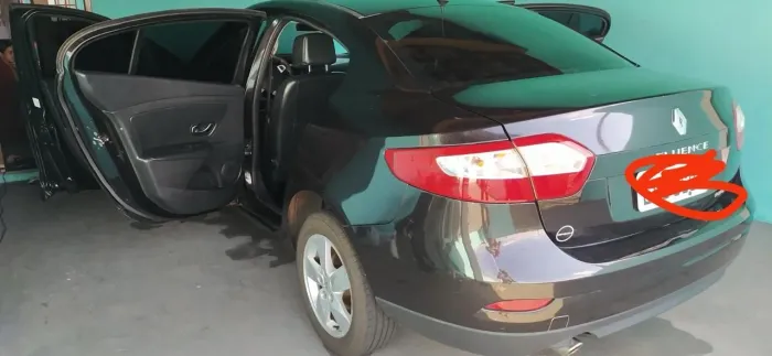 Renault Fluence Sed. Dynamique 2.0 16V Flex Aut. 2012