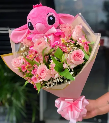 Buquê Luxo com Pelúcia Angel ?