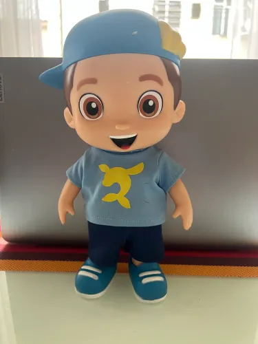 Boneco Luccas Neto