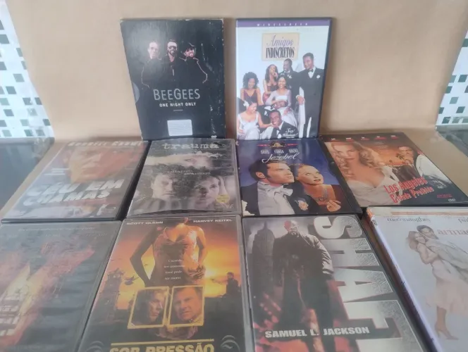 BEE GEES + FILMES DIVERSOS DVDS