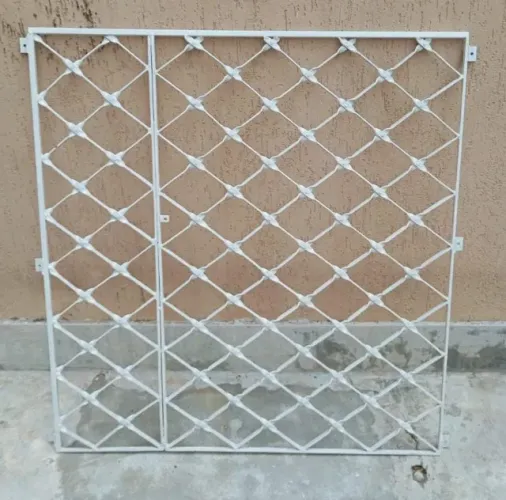 Grade de ferro 103 x 96.5