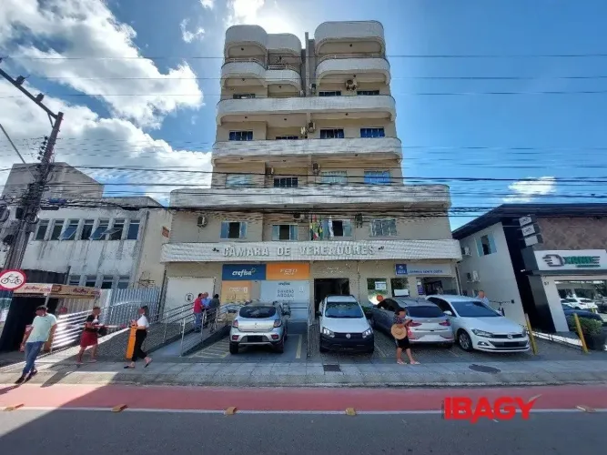Oportunidade! Salas/Conjuntos em Centro - Biguaçu